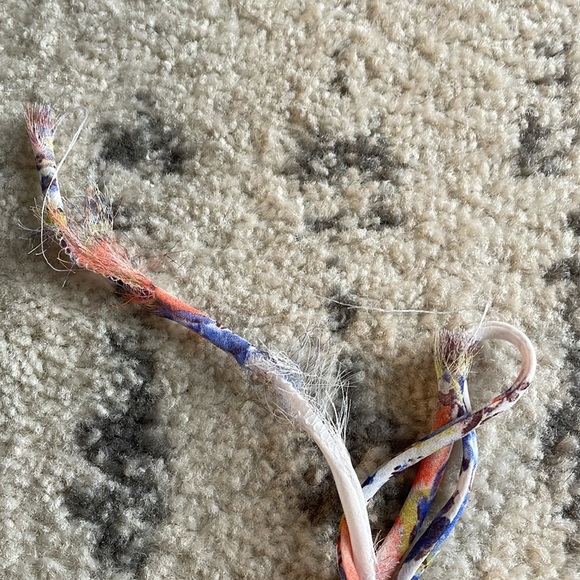 Light weight blouse - Picture 3 of 3